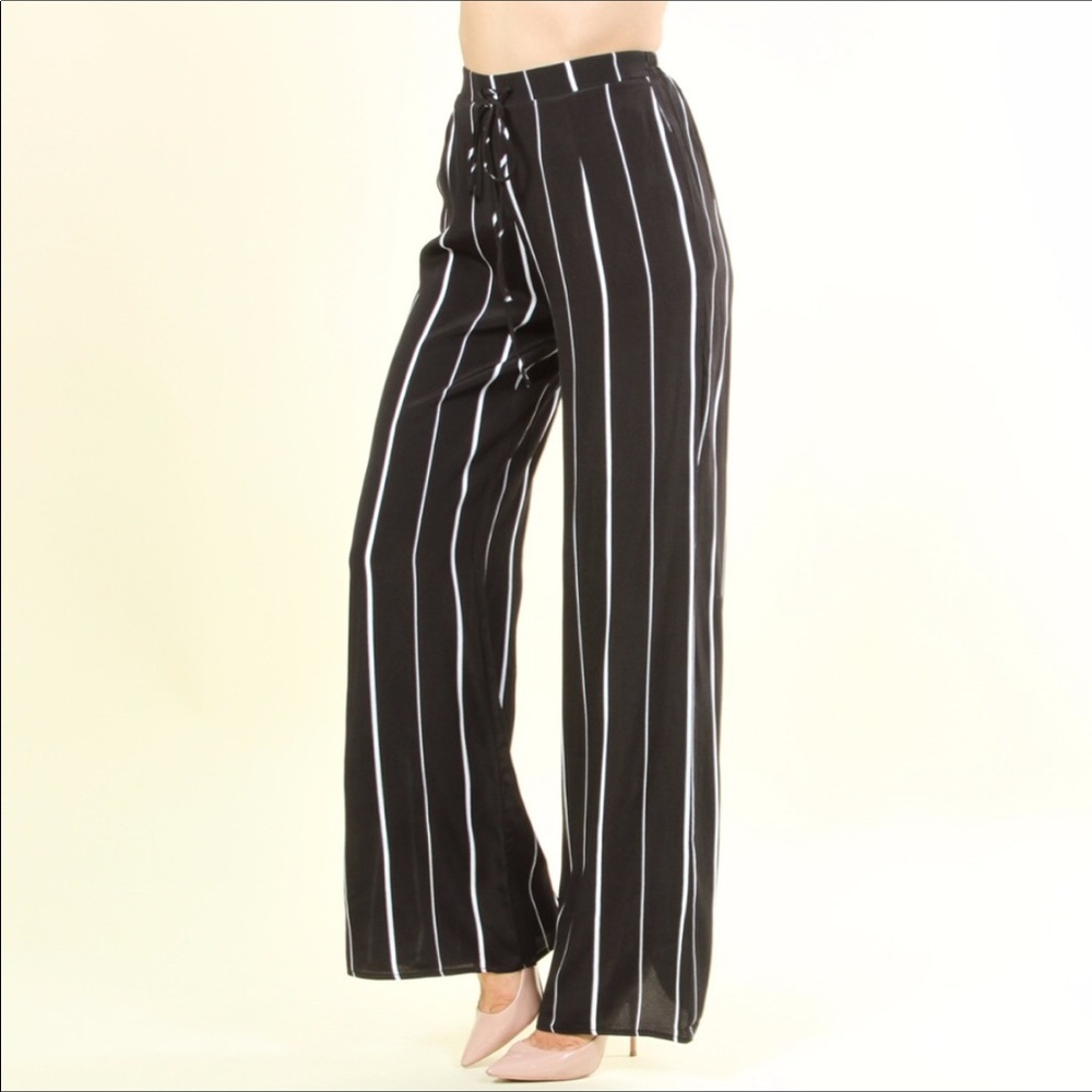 Wide Leg Chiffon  Pants - Picture 2 of 5